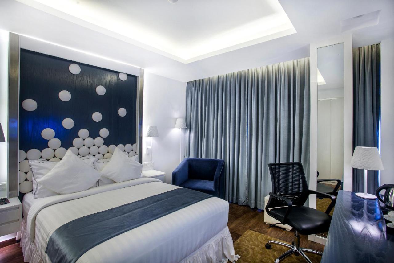 Grace 21 Smart Hotel Dhaka Exterior photo