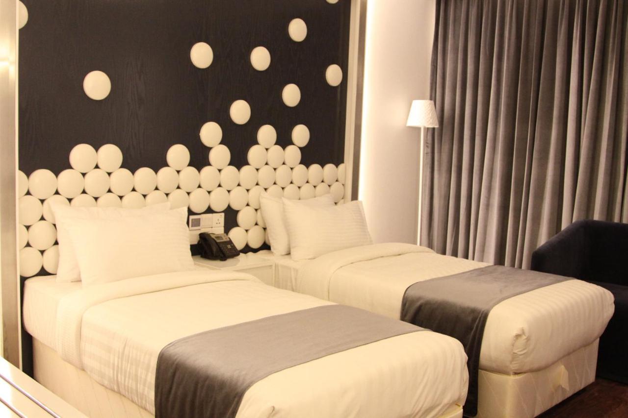 Grace 21 Smart Hotel Dhaka Exterior photo