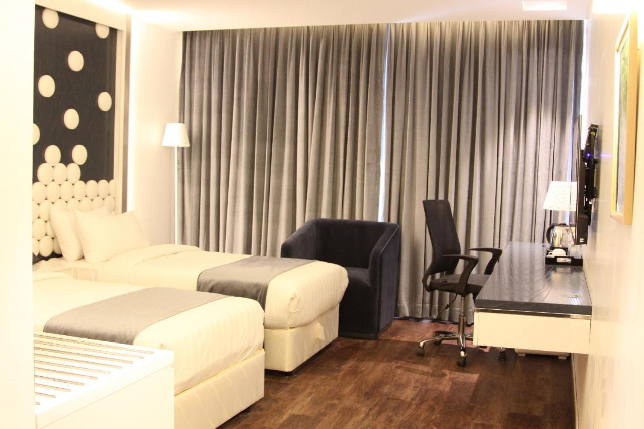 Grace 21 Smart Hotel Dhaka Exterior photo